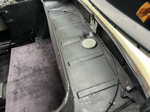 1981 Mercedes-Benz 280 SL R107 à vendre (picture 80 of 202)