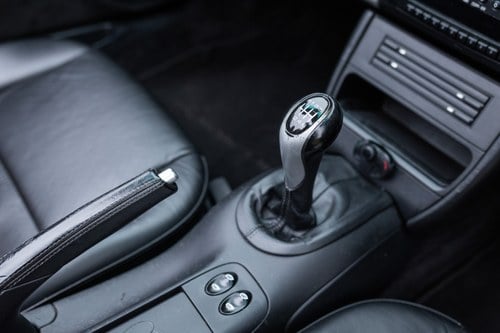 2001 Porsche 996 911 Carrera Cabriolet zum Verkauf (Bild 27 von 148)