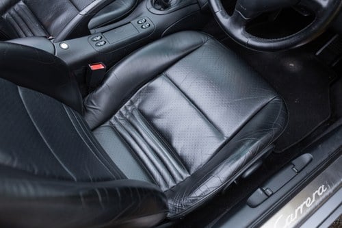 2001 Porsche 996 911 Carrera Cabriolet zum Verkauf (Bild 29 von 148)