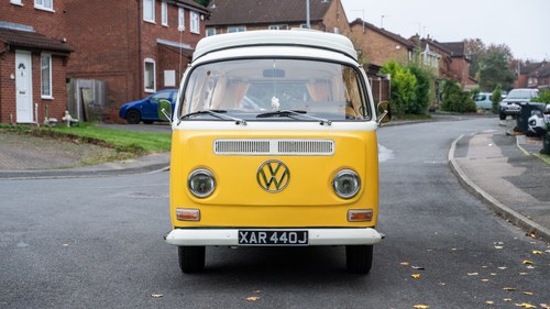 1971 Volkswagen T2 Bay Window Camper For Sale (picture 2 of 241)