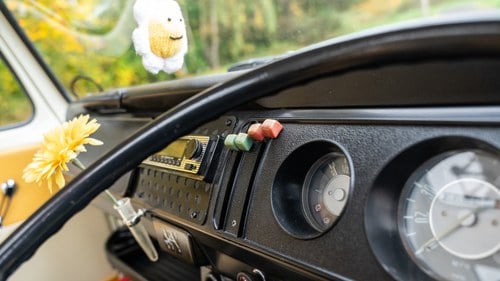 1971 Volkswagen T2 Bay Window Camper For Sale (picture 31 of 241)