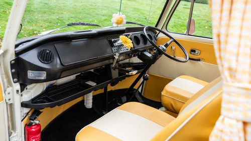 1971 Volkswagen T2 Bay Window Camper For Sale (picture 55 of 241)