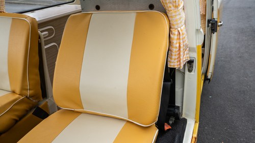 1971 Volkswagen T2 Bay Window Camper For Sale (picture 59 of 241)