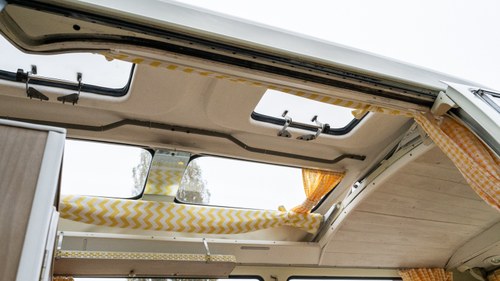 1971 Volkswagen T2 Bay Window Camper For Sale (picture 77 of 241)