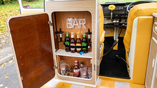 1971 Volkswagen T2 Bay Window Camper For Sale (picture 84 of 241)