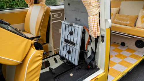 1971 Volkswagen T2 Bay Window Camper For Sale (picture 89 of 241)