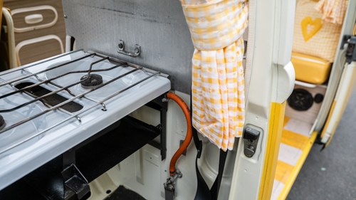 1971 Volkswagen T2 Bay Window Camper For Sale (picture 93 of 241)