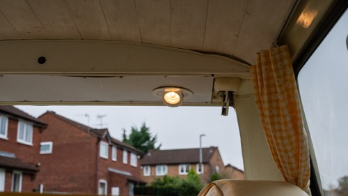 1971 Volkswagen T2 Bay Window Camper For Sale (picture 106 of 241)