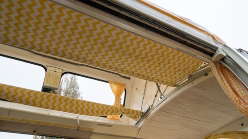 1971 Volkswagen T2 Bay Window Camper For Sale (picture 118 of 241)