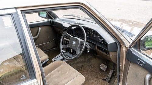 1984 BMW 528i (E28) Te koop (foto 13 van 220)