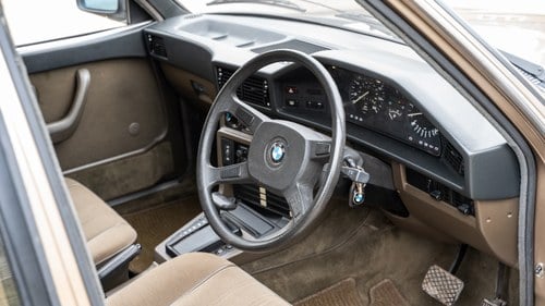 1984 BMW 528i (E28) Te koop (foto 14 van 220)