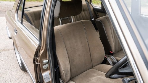 1984 BMW 528i (E28) Te koop (foto 45 van 220)