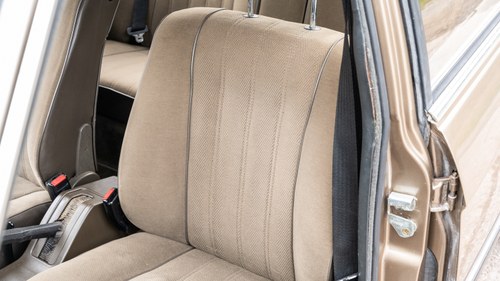 1984 BMW 528i (E28) Te koop (foto 49 van 220)