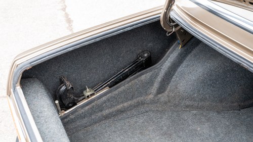 1984 BMW 528i (E28) Te koop (foto 86 van 220)