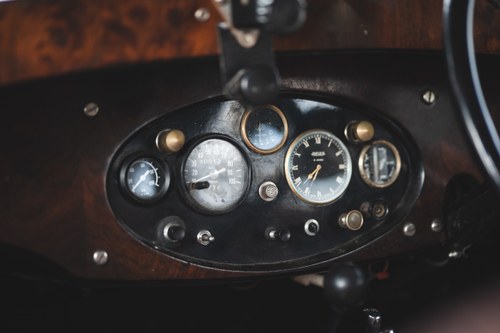 1930 Hotchkiss AM2 Chantilly Saloon Te koop (foto 48 van 146)