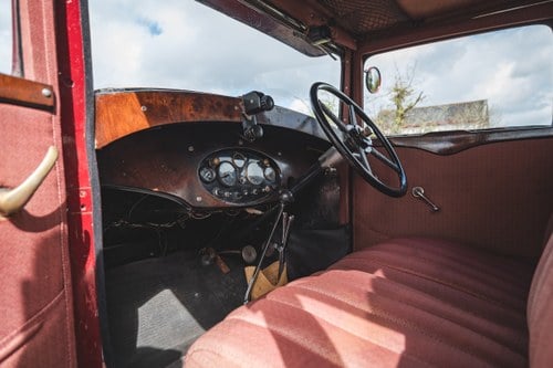 1930 Hotchkiss AM2 Chantilly Saloon Te koop (foto 61 van 146)