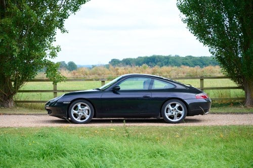 1999 Porsche 996 911 Carrera 4 Millennium Limited Edition In vendita (immagine 11 di 137)