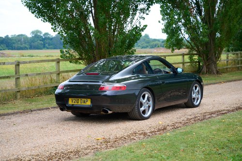 1999 Porsche 996 911 Carrera 4 Millennium Limited Edition In vendita (immagine 15 di 137)