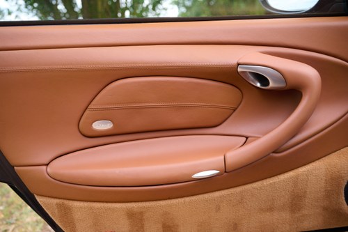 1999 Porsche 996 911 Carrera 4 Millennium Limited Edition In vendita (immagine 36 di 137)