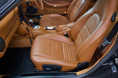 1999 Porsche 996 911 Carrera 4 Millennium Limited Edition In vendita (immagine 40 di 137)