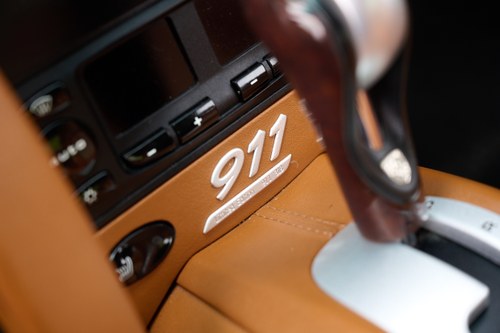 1999 Porsche 996 911 Carrera 4 Millennium Limited Edition In vendita (immagine 47 di 137)