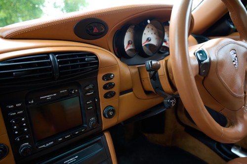 1999 Porsche 996 911 Carrera 4 Millennium Limited Edition In vendita (immagine 49 di 137)