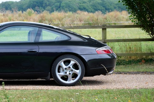 1999 Porsche 996 911 Carrera 4 Millennium Limited Edition In vendita (immagine 66 di 137)