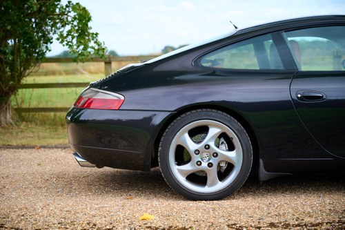 1999 Porsche 996 911 Carrera 4 Millennium Limited Edition In vendita (immagine 71 di 137)