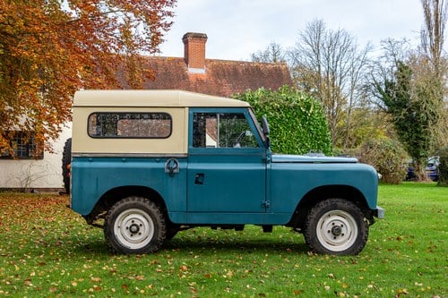 1964 Land Rover Series IIA 88” In vendita (immagine 6 di 168)