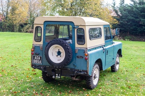1964 Land Rover Series IIA 88” In vendita (immagine 31 di 168)