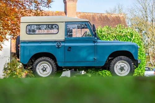 1964 Land Rover Series IIA 88” In vendita (immagine 27 di 168)
