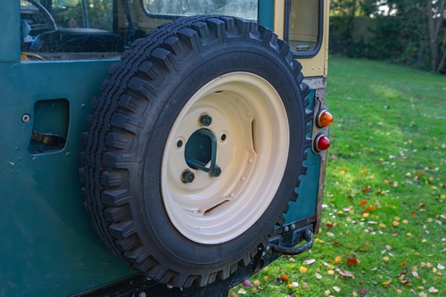 1964 Land Rover Series IIA 88” In vendita (immagine 110 di 168)
