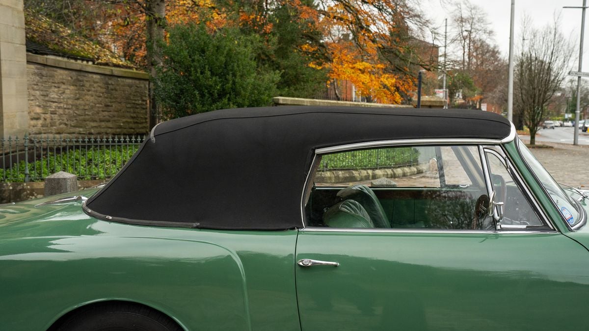 Alvis TE21 DHC Or métal 1966 1/18 Cult Models | Rakuten Alvis TE21 DHC Or métal 1966 1/18 Cult Models | Rakuten
