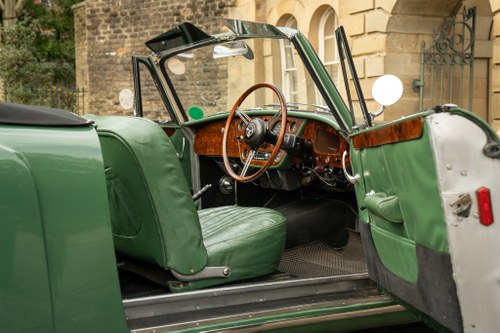 1966 Alvis TE21 DHC à vendre (picture 33 of 174)