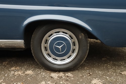 1964 Mercedes-Benz W111 220SE Cabriolet Te koop (foto 40 van 241)