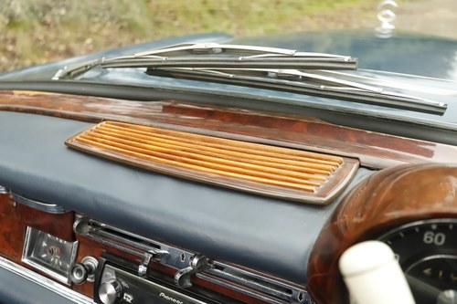 1964 Mercedes-Benz W111 220SE Cabriolet Te koop (foto 64 van 241)