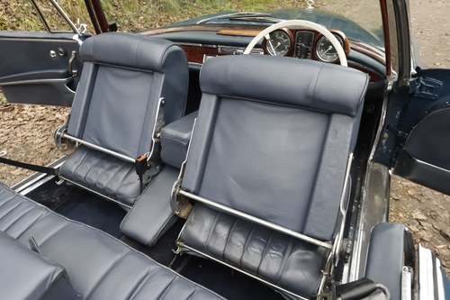 1964 Mercedes-Benz W111 220SE Cabriolet Te koop (foto 76 van 241)