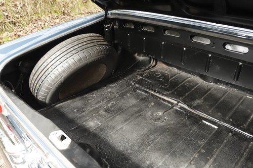 1964 Mercedes-Benz W111 220SE Cabriolet Te koop (foto 114 van 241)