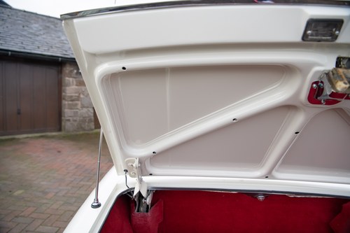 1975 Triumph Stag MkII For Sale (picture 76 of 192)