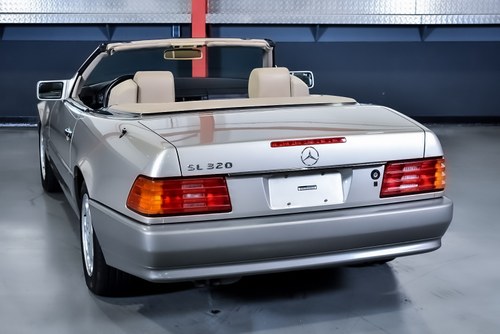 1994 Mercedes-Benz R129 SL320 Convertible 3.2L I6 For Sale (picture 21 of 140)