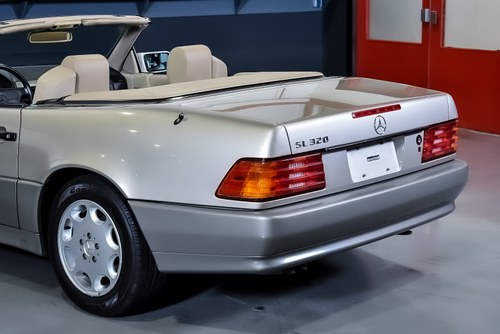1994 Mercedes-Benz R129 SL320 Convertible 3.2L I6 For Sale (picture 108 of 140)