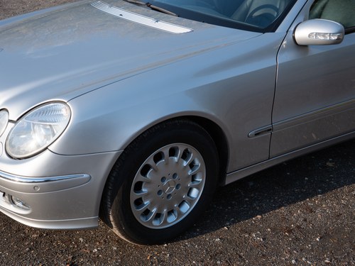 2003 Mercedes-Benz E240 Avantgarde In vendita (immagine 143 di 263)