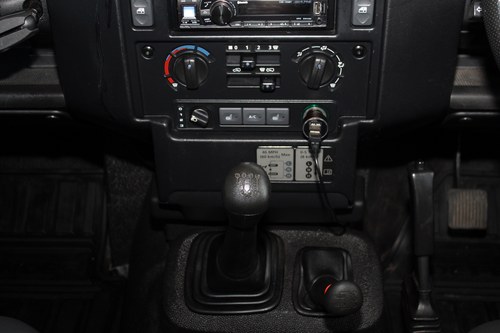 2015 Land Rover Defender 90 XS For Sale (picture 34 of 127)