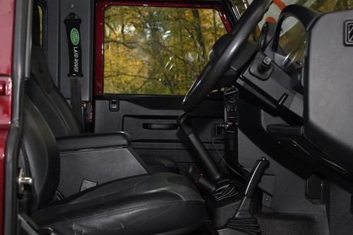2015 Land Rover Defender 90 XS For Sale (picture 41 of 127)