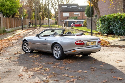 1998 Jaguar XK8 In vendita (immagine 9 di 184)