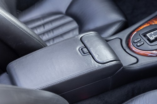 1998 Jaguar XK8 In vendita (immagine 46 di 184)