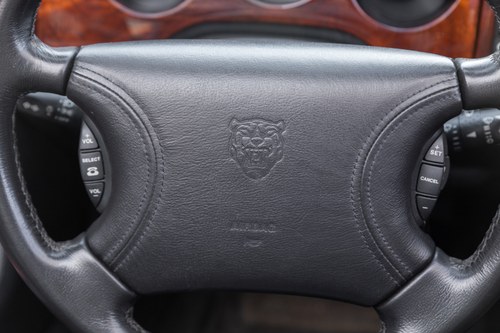 1998 Jaguar XK8 In vendita (immagine 75 di 184)