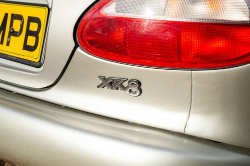 1998 Jaguar XK8 In vendita (immagine 128 di 184)