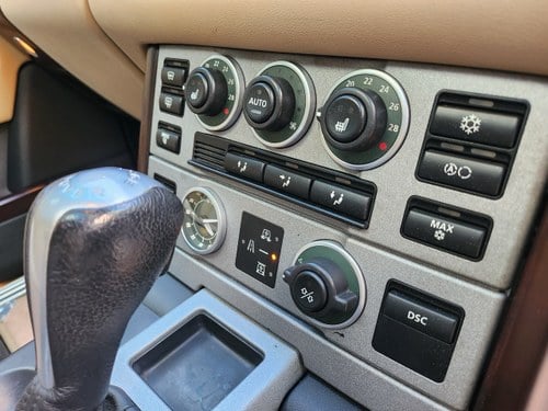 2004 Land Rover Range Rover Vogue 4.4L V8 In vendita (immagine 15 di 70)