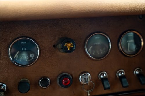 1966 Jaguar E-Type Series 1 2+2 In vendita (immagine 29 di 122)